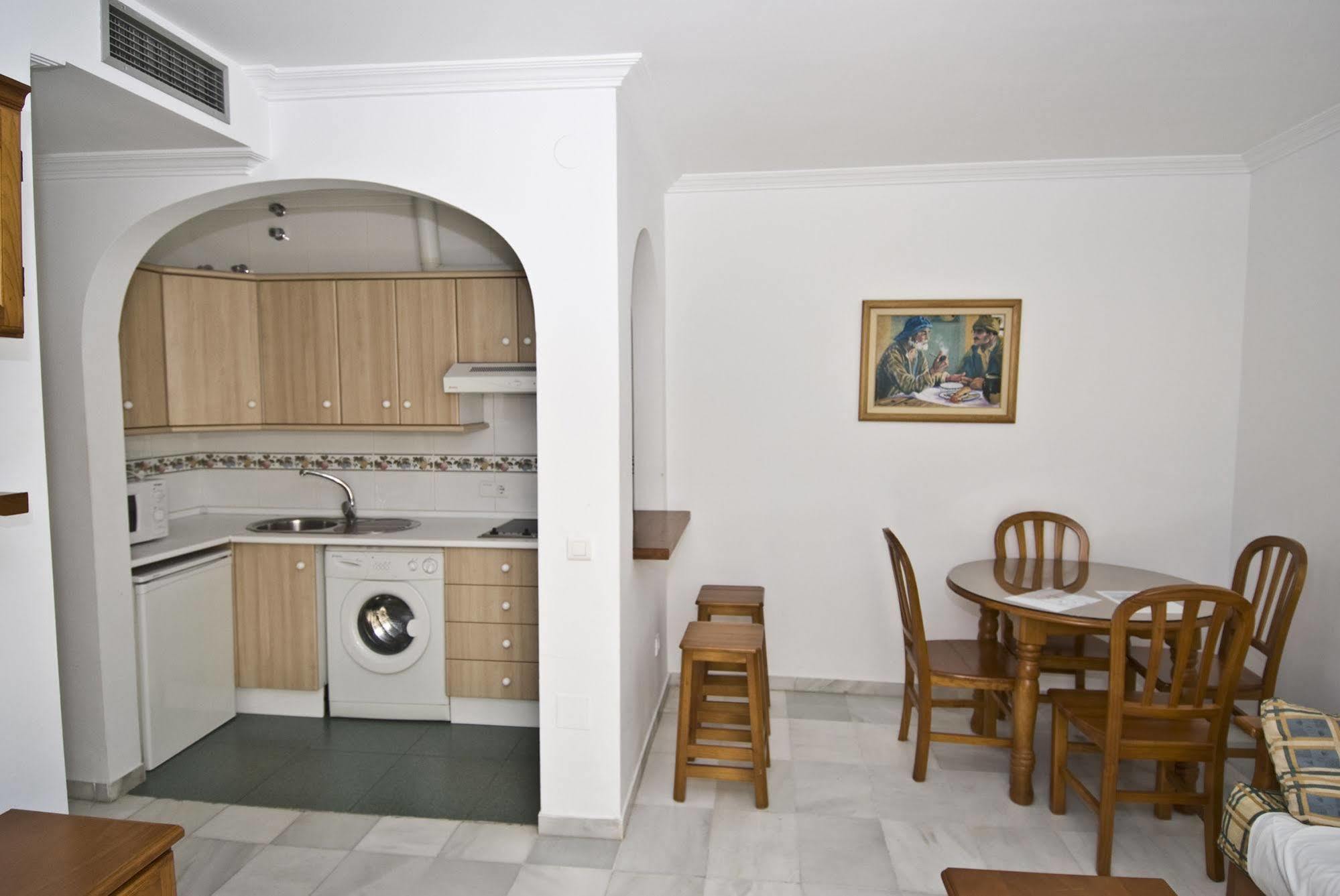 Apartamentos Hc Burriana Playa Нерха Екстер'єр фото