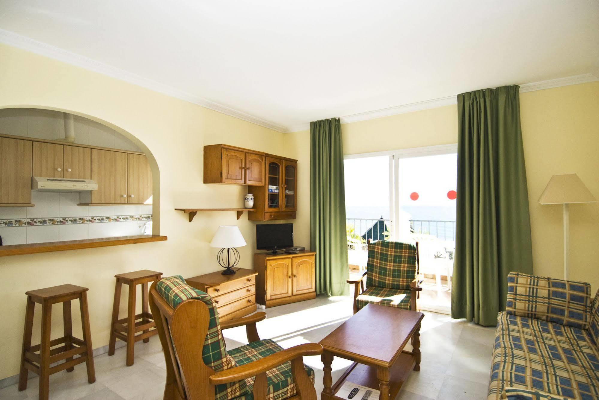 Apartamentos Hc Burriana Playa Нерха Екстер'єр фото