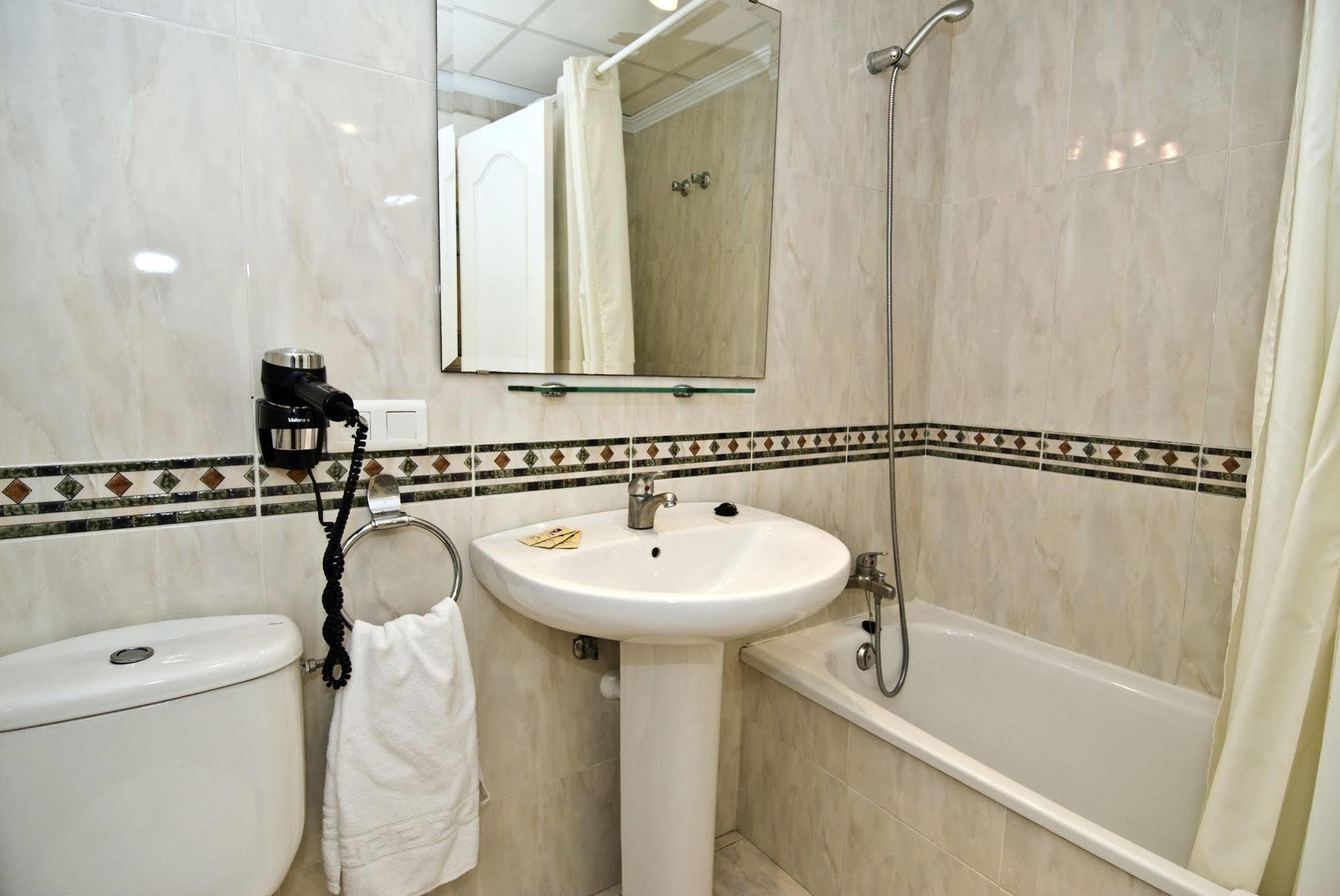 Apartamentos Hc Burriana Playa Нерха Екстер'єр фото