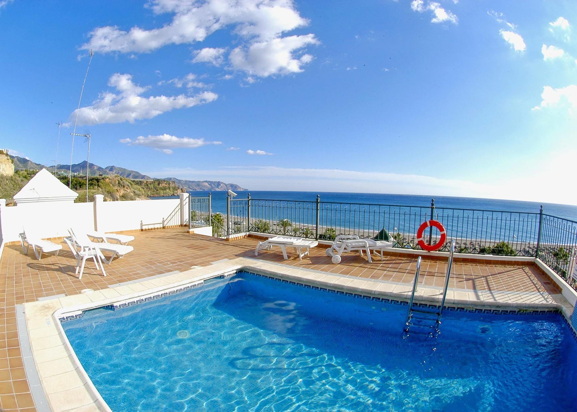Apartamentos Hc Burriana Playa Нерха Екстер'єр фото