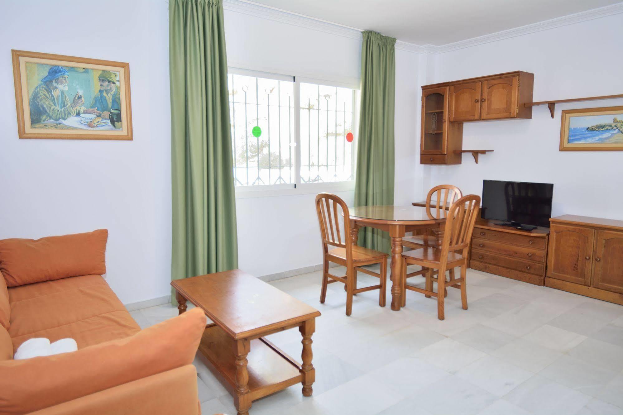Apartamentos Hc Burriana Playa Нерха Екстер'єр фото